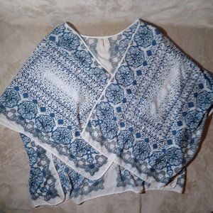 Women's Kimono - Beautiful Pattern - New Condition